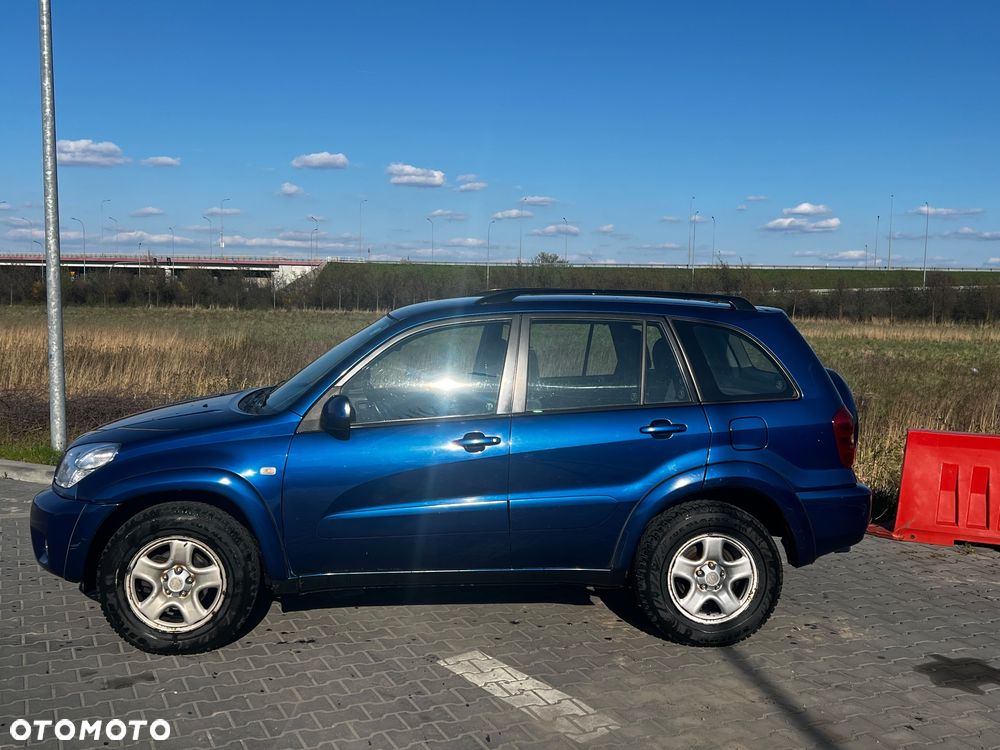 Toyota RAV4 2.0 VVT-i 4x4 - 2