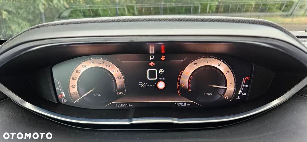 Peugeot 5008 1.6 PureTech GT S&S EAT8 - 33