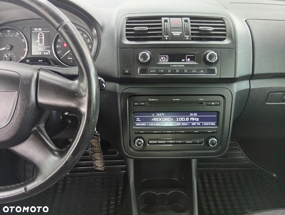 Skoda Roomster 1.4 16V Comfort - 13