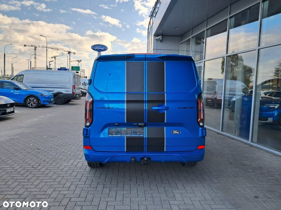 Ford Transit Custom - 6