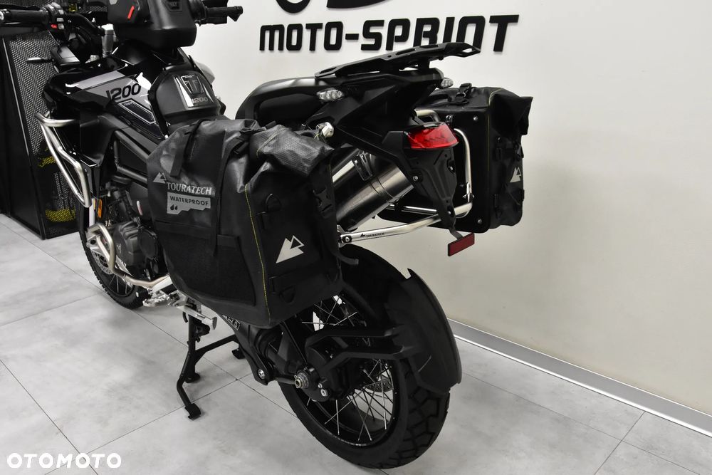 Triumph Tiger - 14