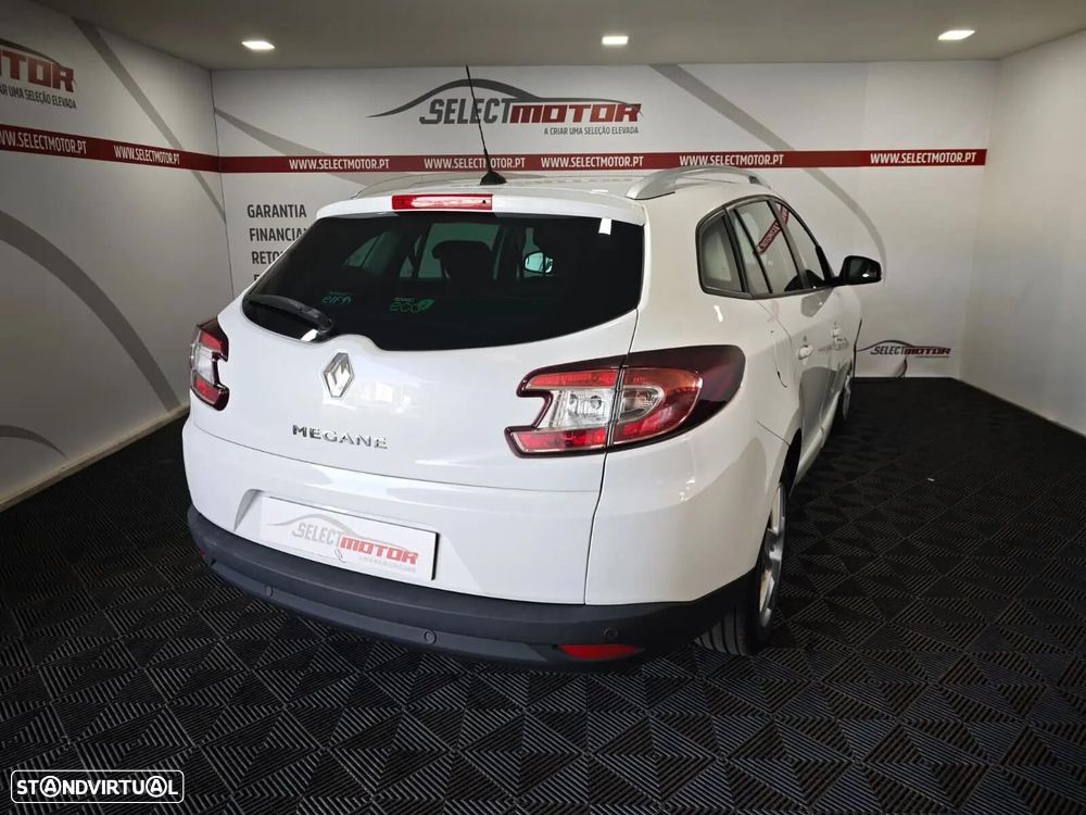 Renault Mégane Break 1.5 dCi Dynamique - 4