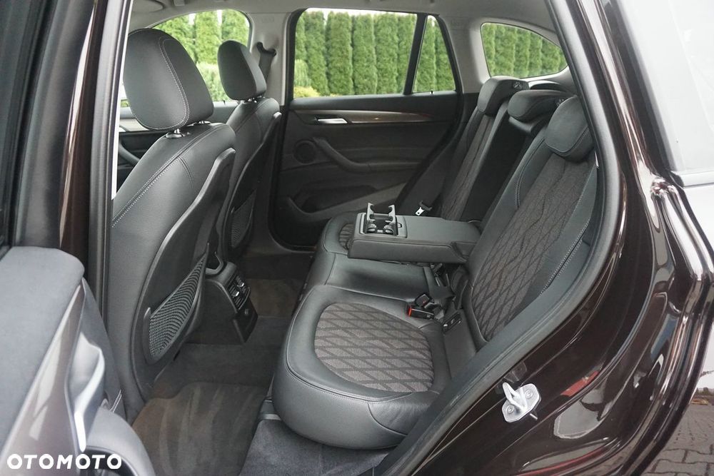 BMW X1 sDrive18d xLine sport - 27