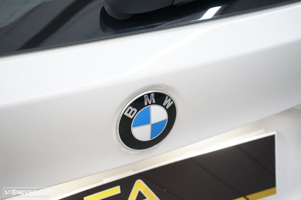 BMW X1 18 d sDrive Advantage - 13