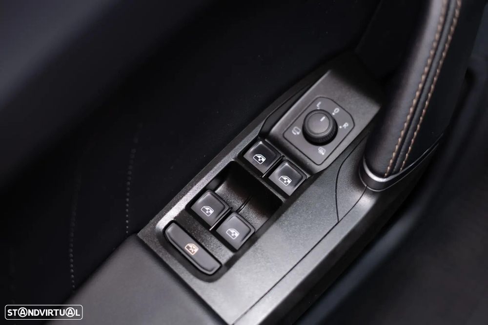 Cupra Formentor 1.4 e-Hybrid DSG VZ - 42