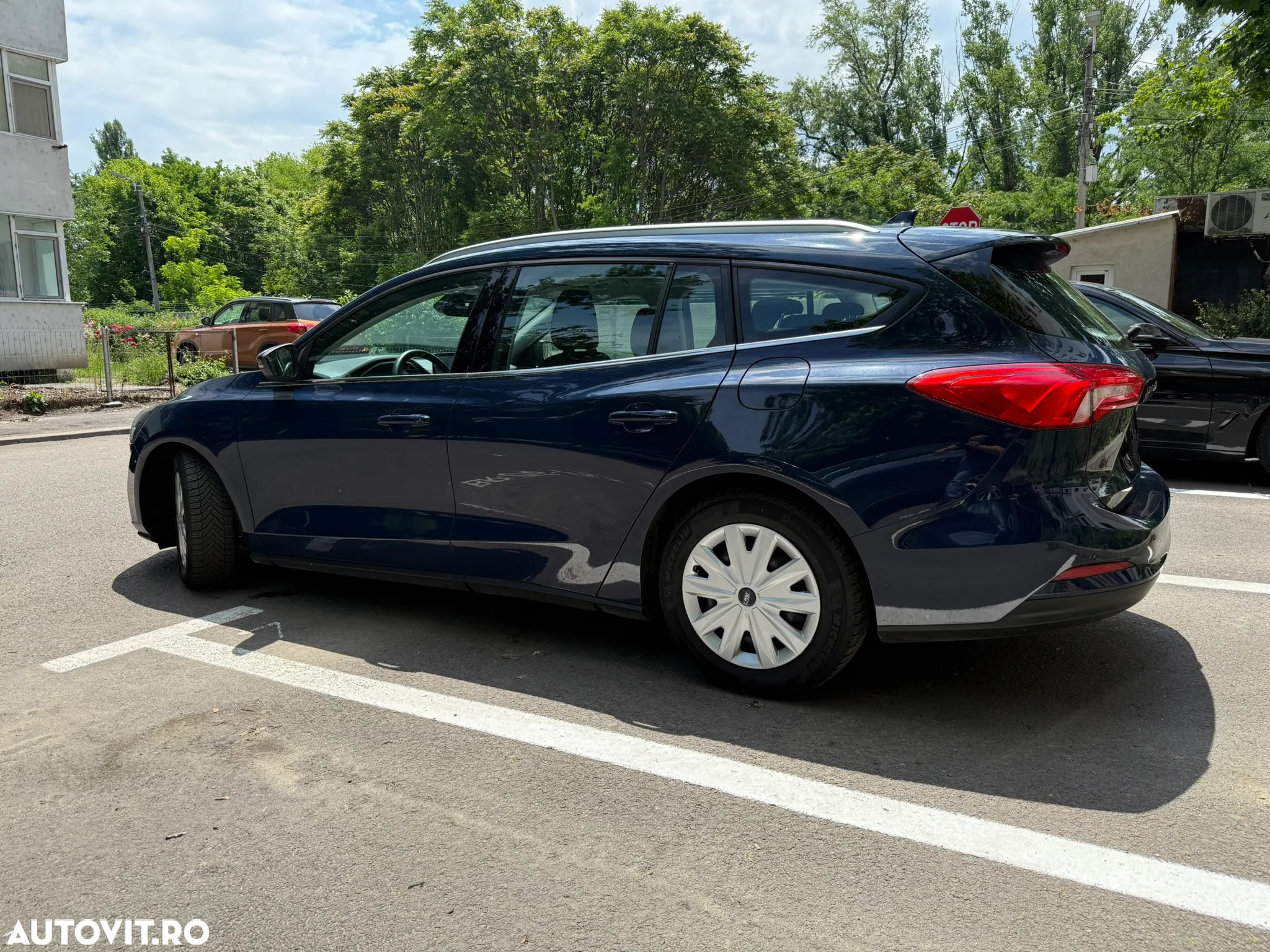Ford Focus Turnier 1.5 EcoBlue Start-Stopp-System TITANIUM - 8