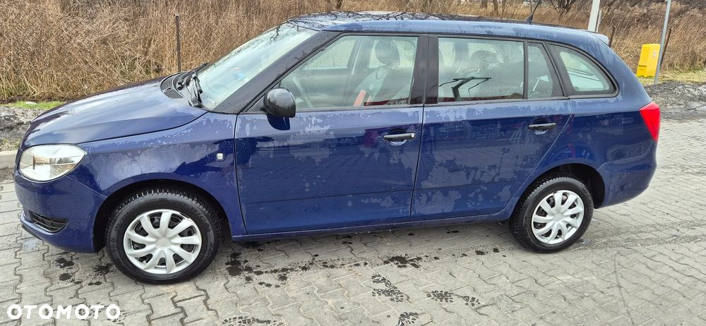 Skoda Fabia - 4