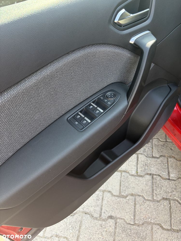 Renault Captur 1.2 TCe Techno - 11