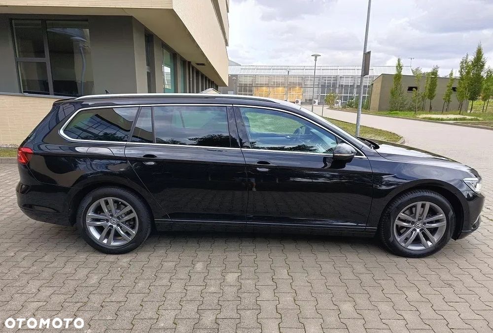 Volkswagen Passat - 3