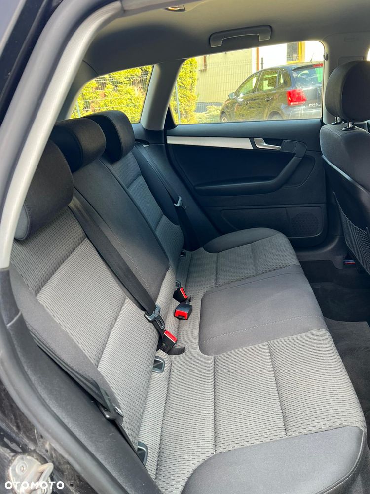 Audi A3 Sportback 1.8 TFSI Quattro Ambiente - 17