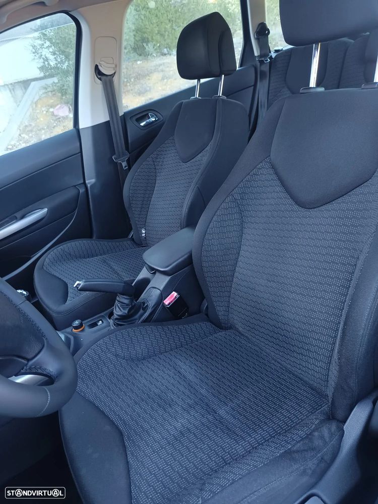 Peugeot 308 SW - 5