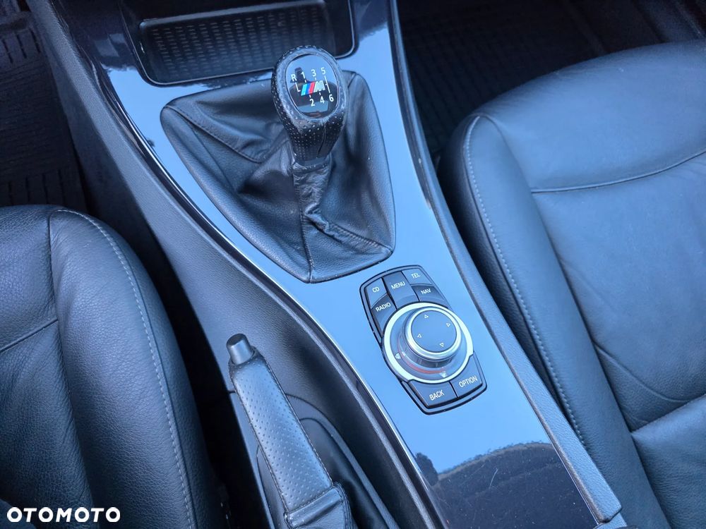 BMW Seria 3 318i Edition Lifestyle - 18