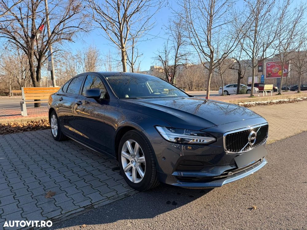 Volvo S90 D4 Momentum - 1