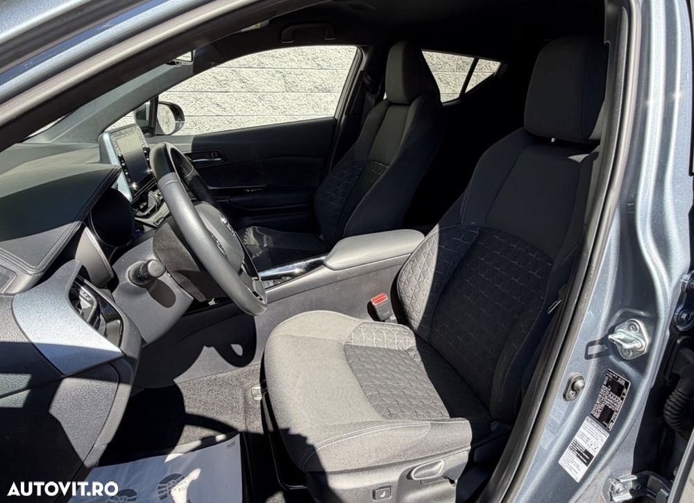 Toyota C-HR Style - 8