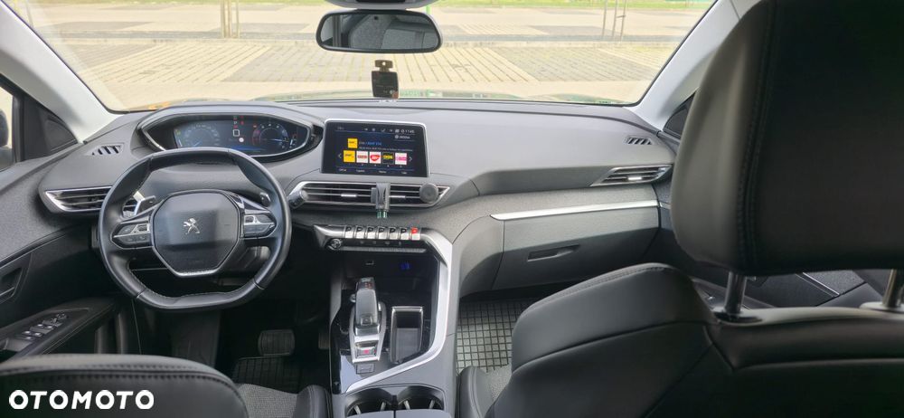 Peugeot 3008 PureTech 130 Stop & Start GPF EAT8 Allure - 12