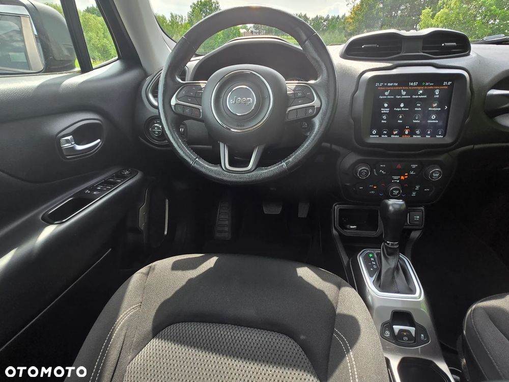Jeep Renegade - 17