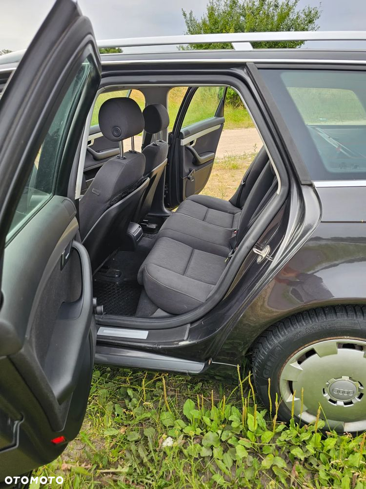 Audi A4 Avant - 9