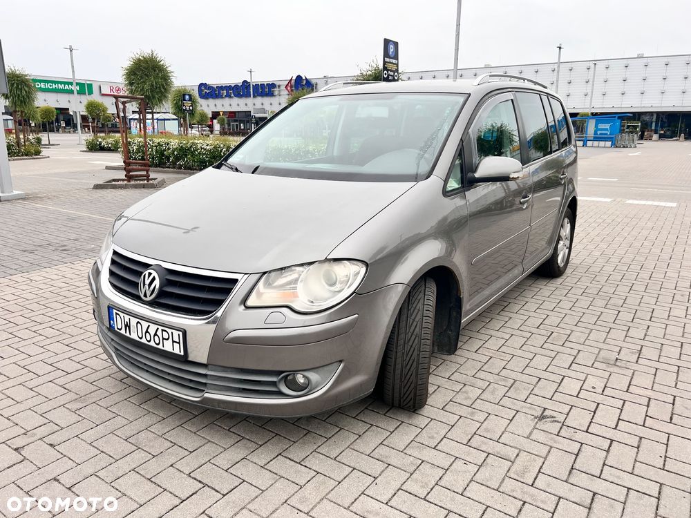 Volkswagen Touran 2.0 TDI DPF DSG Trendline - 3