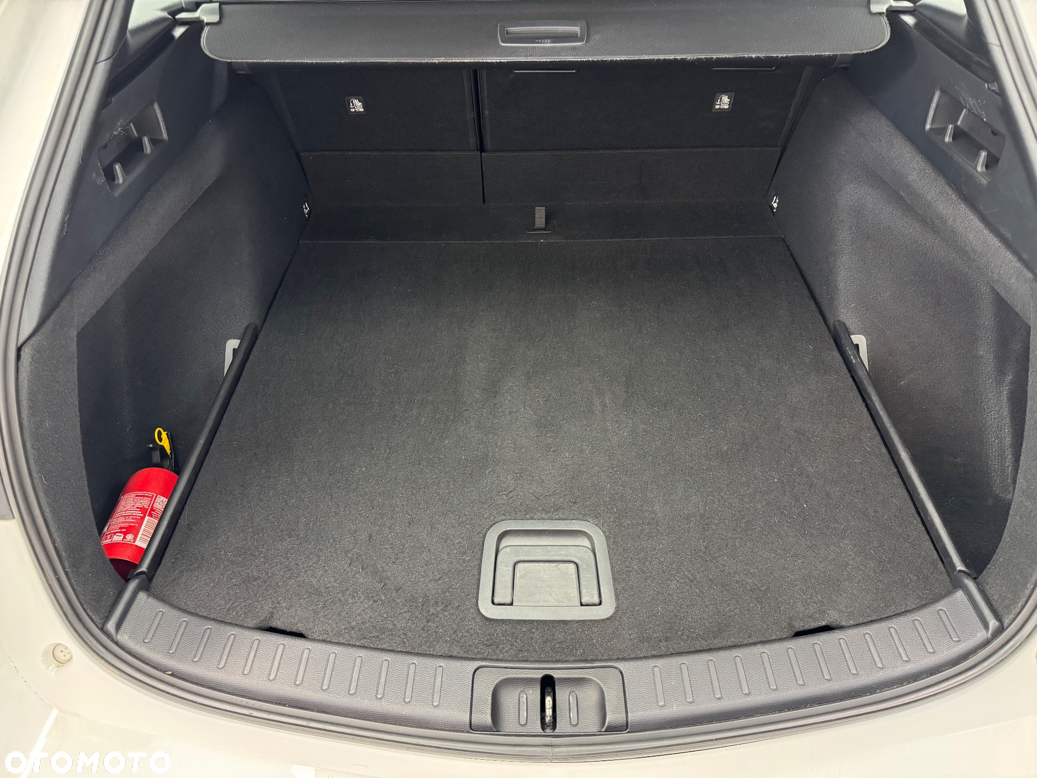 Toyota Corolla 1.8 Hybrid Active - 32