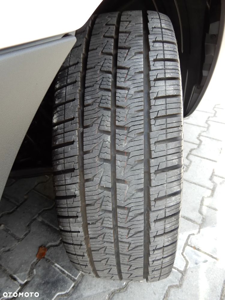 Mercedes-Benz SPRINTER 319 CDI 3.0 V6 190 KM Winda Załadowcza BÄR 600 Kg Udźwig Furgon Blaszak Maxi 4325 mm 1095 Kg Ładowności Wzmacniany Stan Jak Nowy UNIKAT MEGA OKAZJA POLECAM - 11