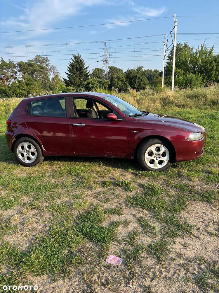Alfa Romeo 147 - 4