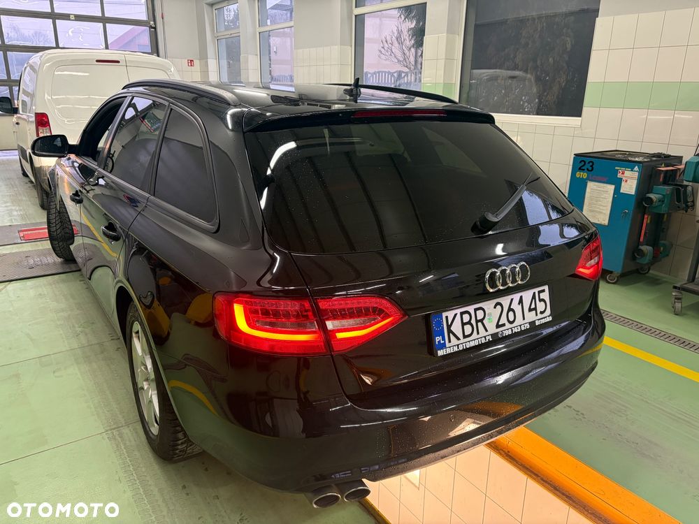Audi A4 Avant 2.0 TDI DPF multitronic S line Sportpaket - 20