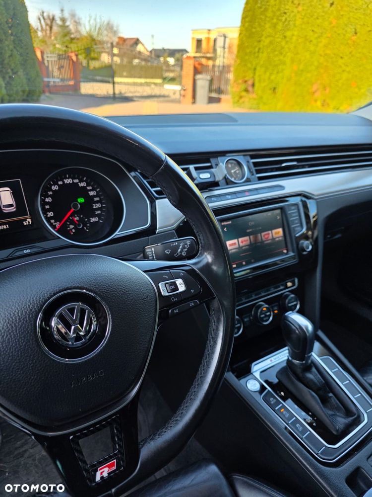 Volkswagen Passat 2.0 TDI Bi-Turbo BMT 4Mot Highline DSG - 20