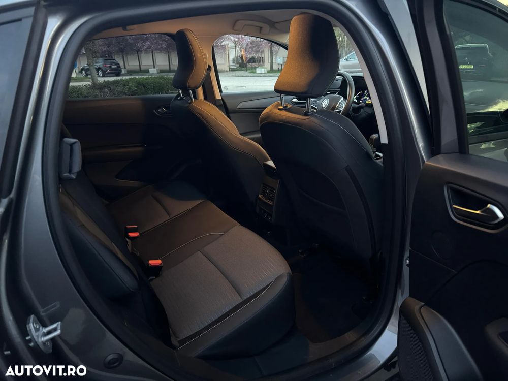 Renault Arkana E-TECH 145 Evolution - 20