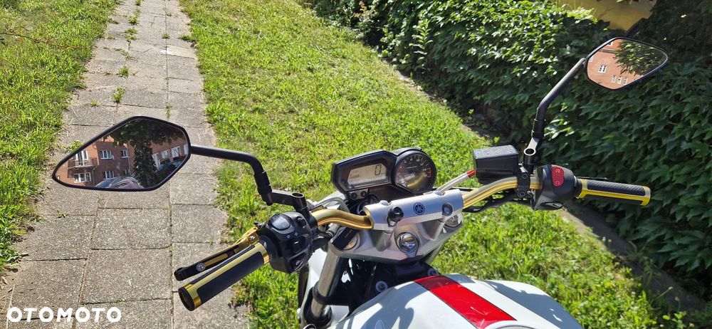 Yamaha FZ6 - 12