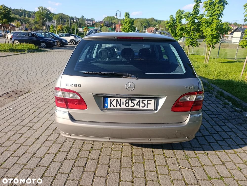 Mercedes-Benz Klasa E - 7