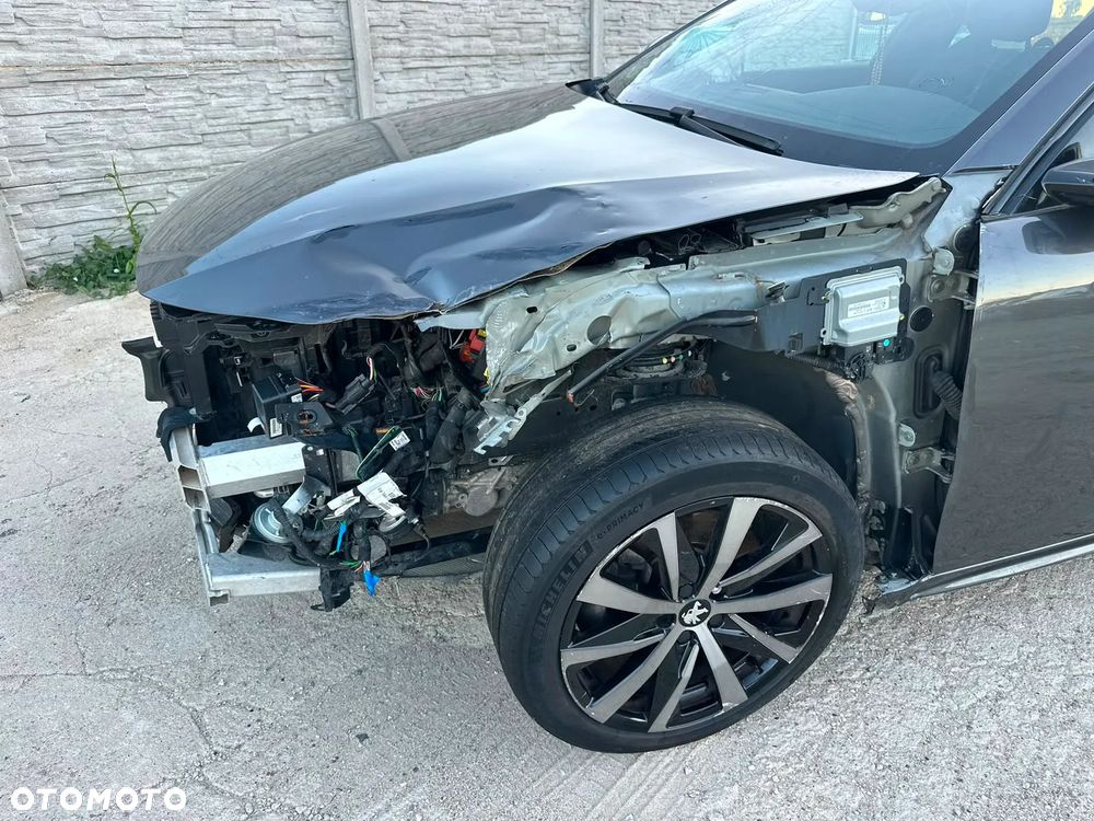 Peugeot 508 225 e-EAT8 GT - 28