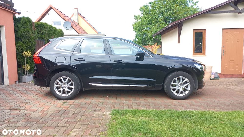 Volvo XC 60 D4 Geartronic Momentum Pro - 4
