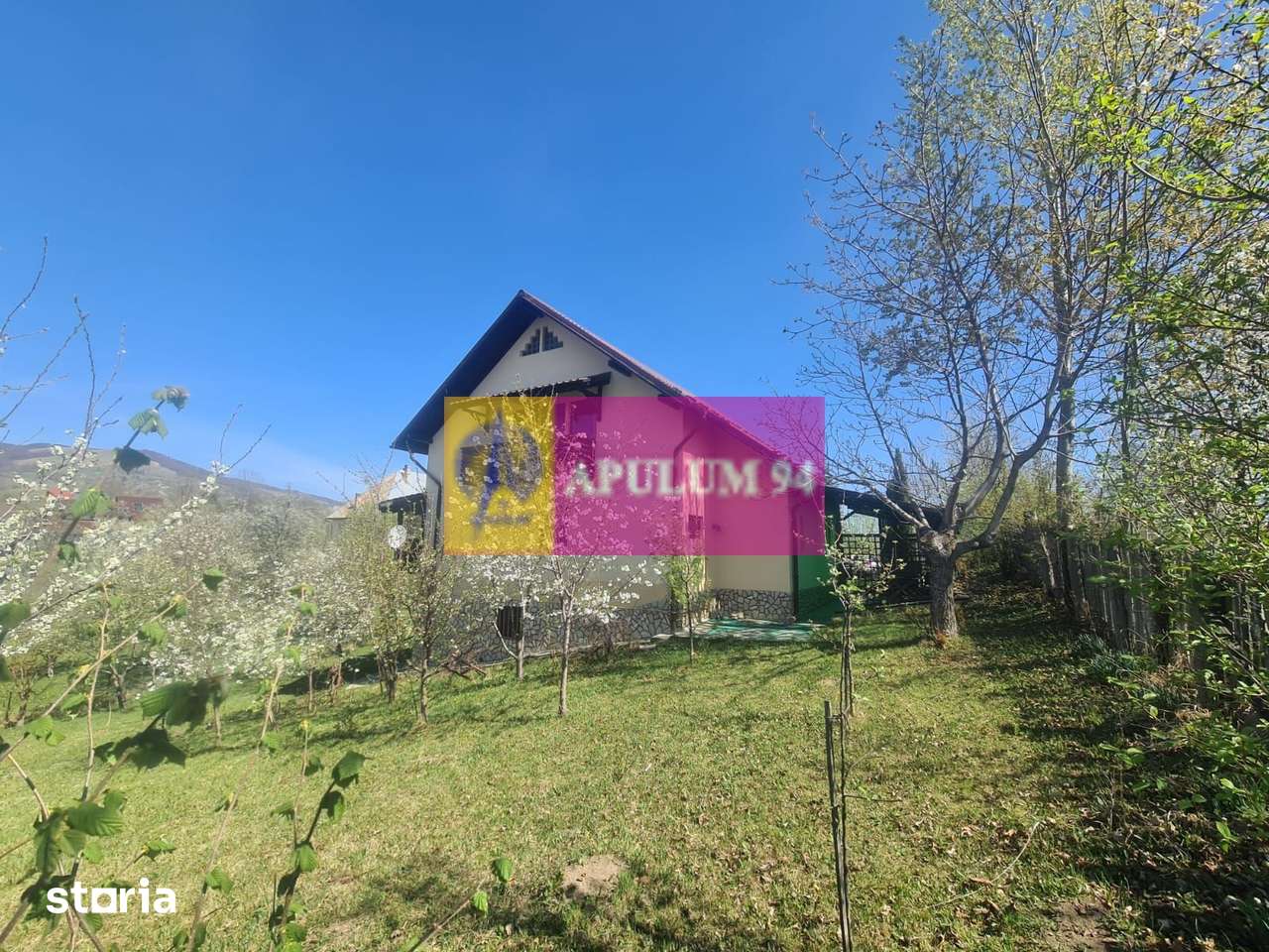 Vila de vanzare in Comarnic - Imagine principală: 2/20
