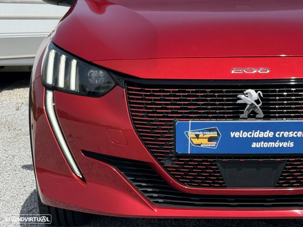 Peugeot e-208 GT - 6