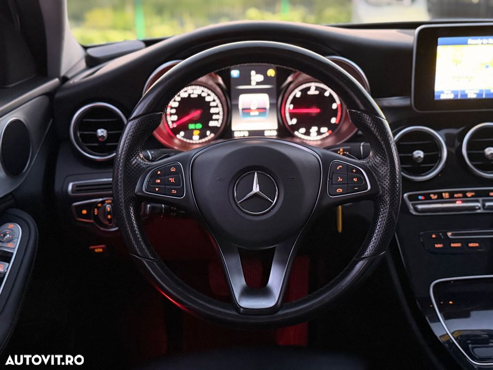 Mercedes-Benz C - 26