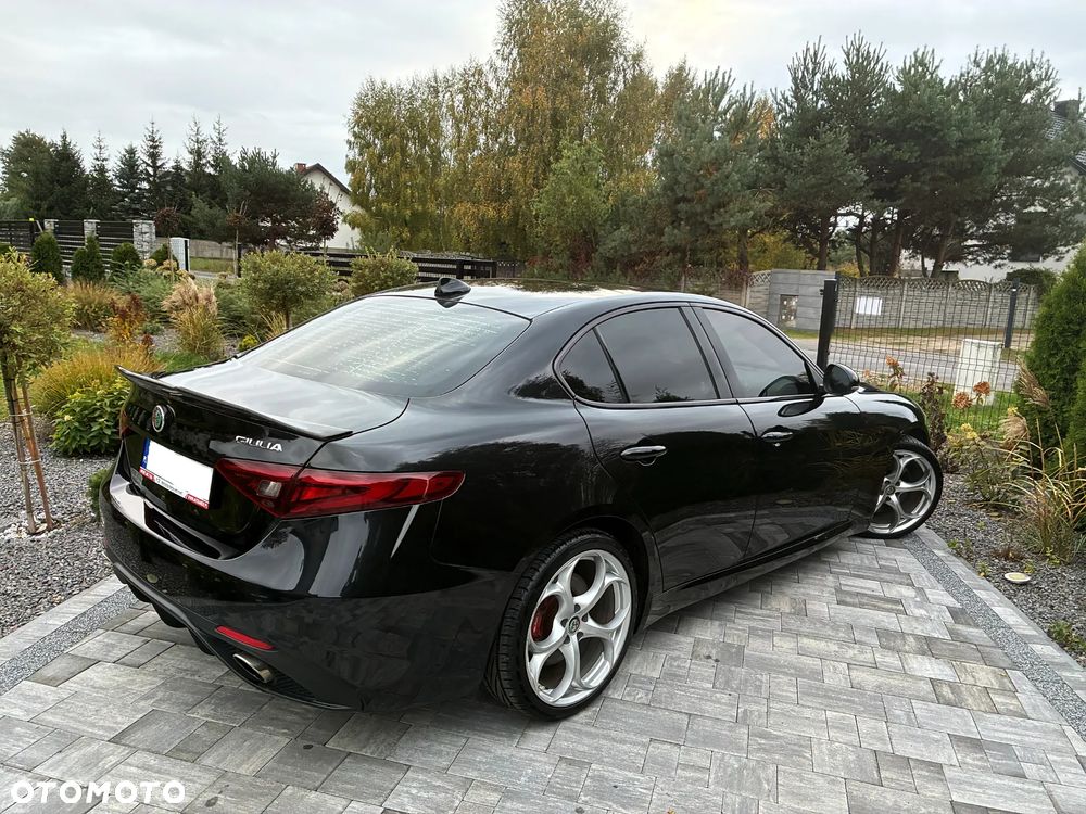 Alfa Romeo Giulia 2.0 Turbo Veloce - 25