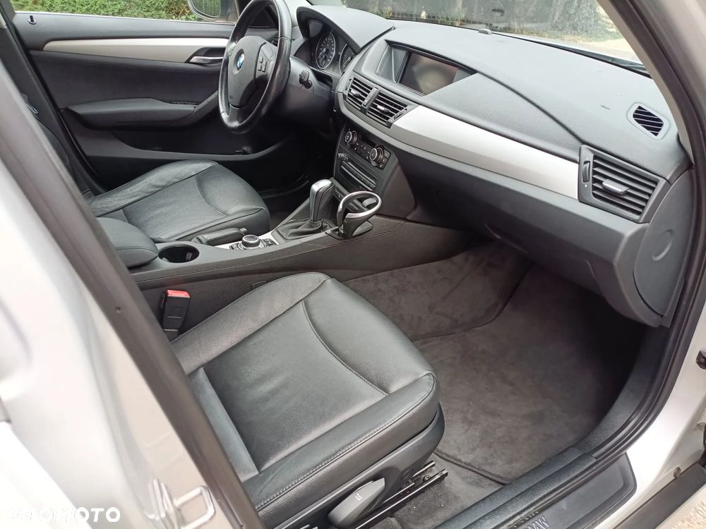 BMW X1 xDrive23d - 11