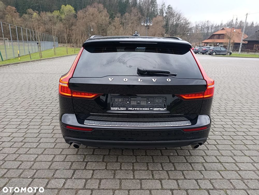 Volvo V60 D3 AWD Geartronic Momentum - 9