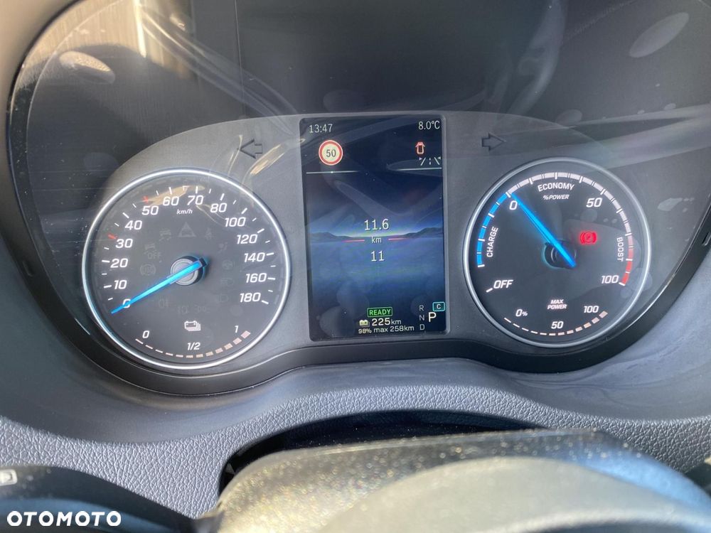 Mercedes-Benz eSprinter - 14