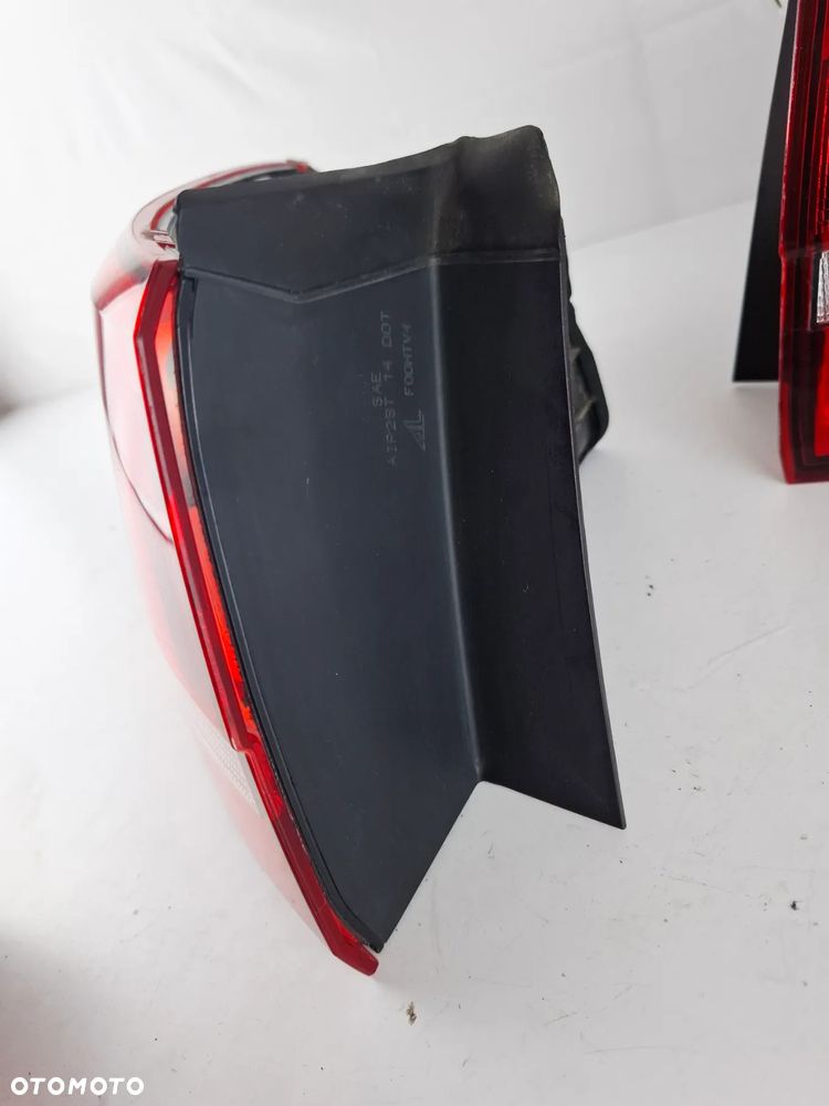 Lampy Lampa Tył Tylna Tylne LED Komplet Lub Sztuki VW Jetta 5C Lift USA - 16