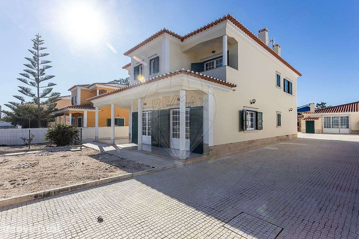 Moradia T4 para venda - Grande imagem: 2/33