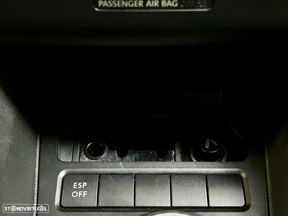 VW Golf 1.6 TDi Confortline - 19