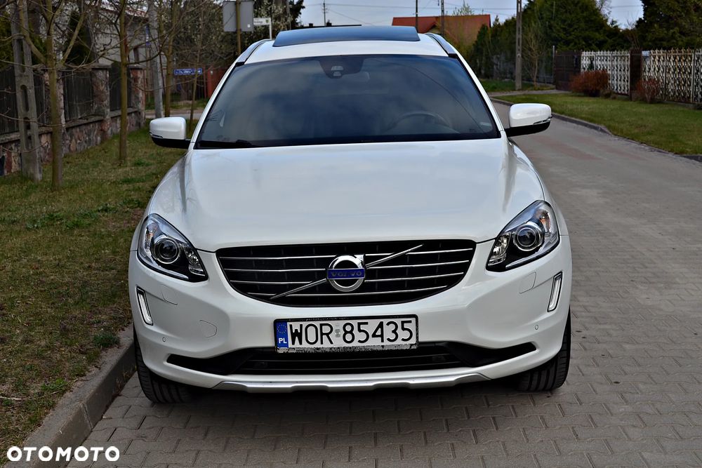 Volvo XC 60 D5 AWD Geartronic Summum - 22
