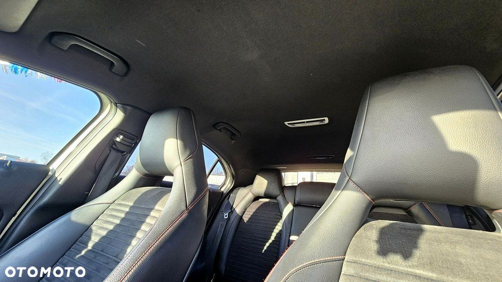 Mercedes-Benz Klasa A - 32