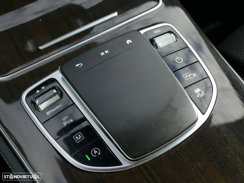 Mercedes-Benz GLC 220 d 4Matic - 25