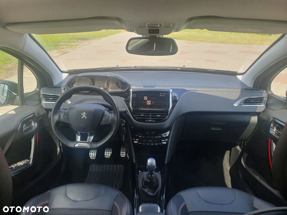 Peugeot 2008 PureTech 110 Stop&Start GT-Line Edition - 11