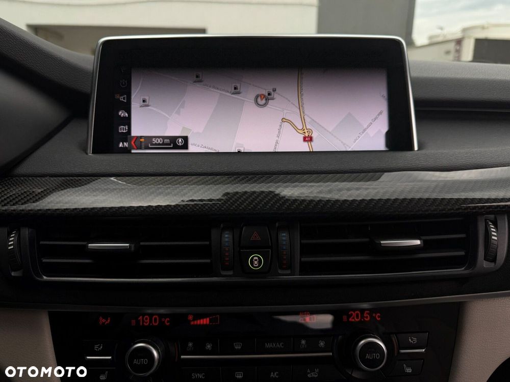 BMW X5 xDrive30d - 16