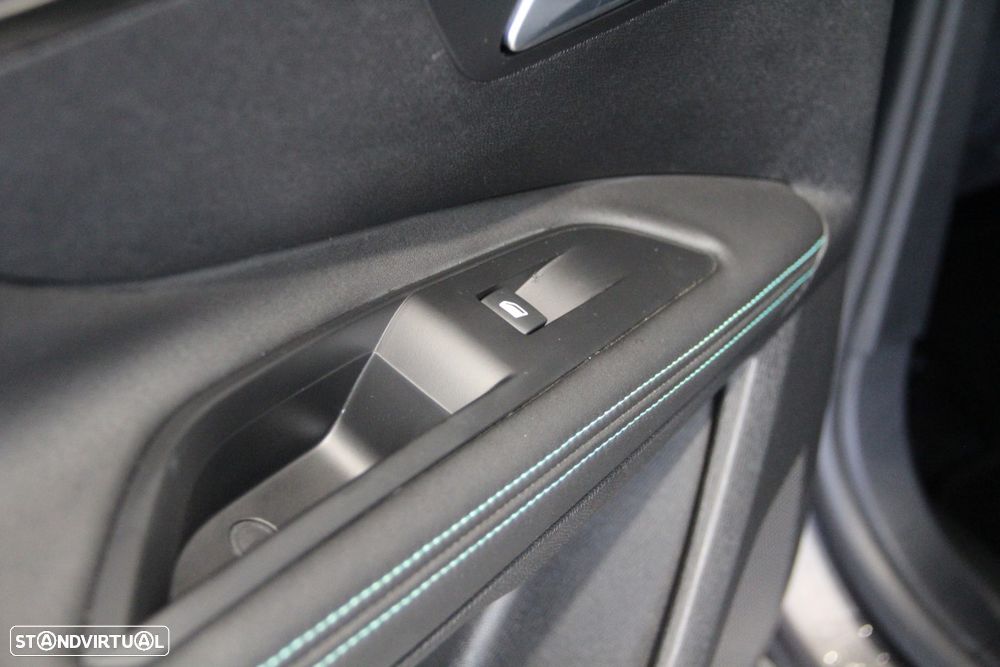 Peugeot 3008 1.5 BlueHDi Allure Pack EAT8 - 28