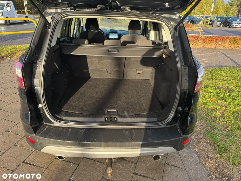 Ford Kuga 1.5 EcoBoost 2x4 Titanium - 12