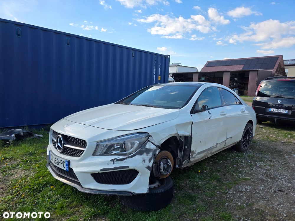 Mercedes-Benz CLA 250 7G-DCT AMG Line - 7